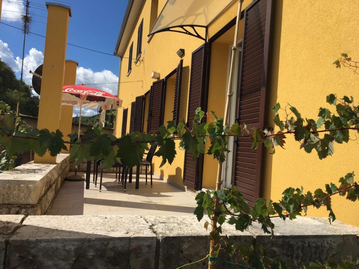 L Apartment Raša Exteriér fotografie